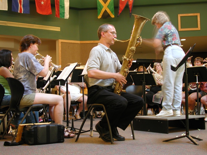 Doug Yeo rehearsing with Athena Brass Band, GABBF 2005